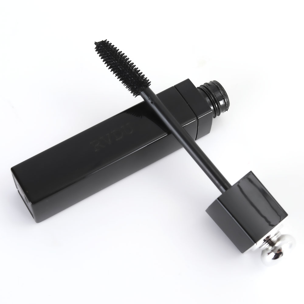 RVDU Mascara Carbon Black, Visibly Thicker Looking Lashes, Suitable for Sensitive Eyes