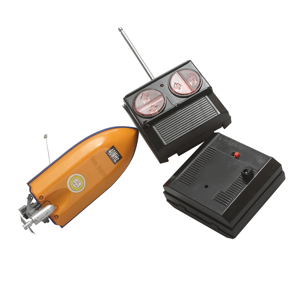 Sea jump Children's early education toy boat, toy with remote control, small boat for water games on speedboats