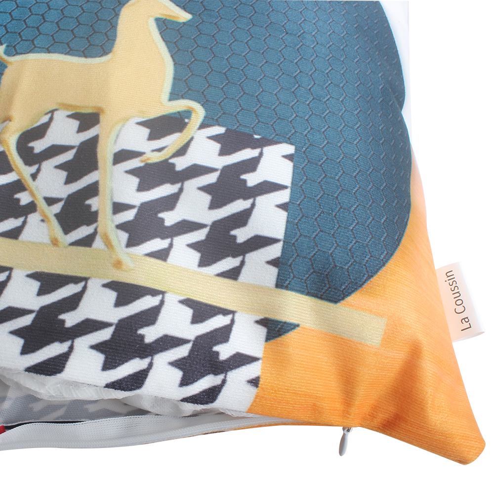 La Coussin Throw pillows,18 x 18 Inches Decorative Indoor Pillows for Sofa, Bed, Couch, Cushion Sham Stuffer (Pack of 2)