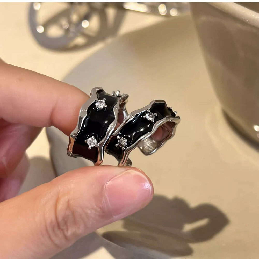 KIOGIU Rings,S925 Sterling Silver Irregular Black Enamel Couple Rings, Crystal Studded Adjustable Rings for Daily Wear, Anniversaries & Valentine's Day