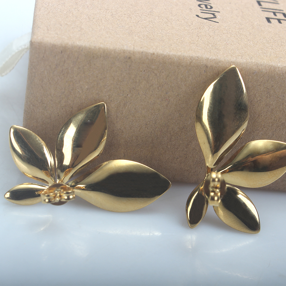 MECYLIFE Earrings,18K Gold Plated Titanium steel Women's Simple Gold Leaf Drop Earrings, Suitable for Weddings, Parties, and Daily Wear