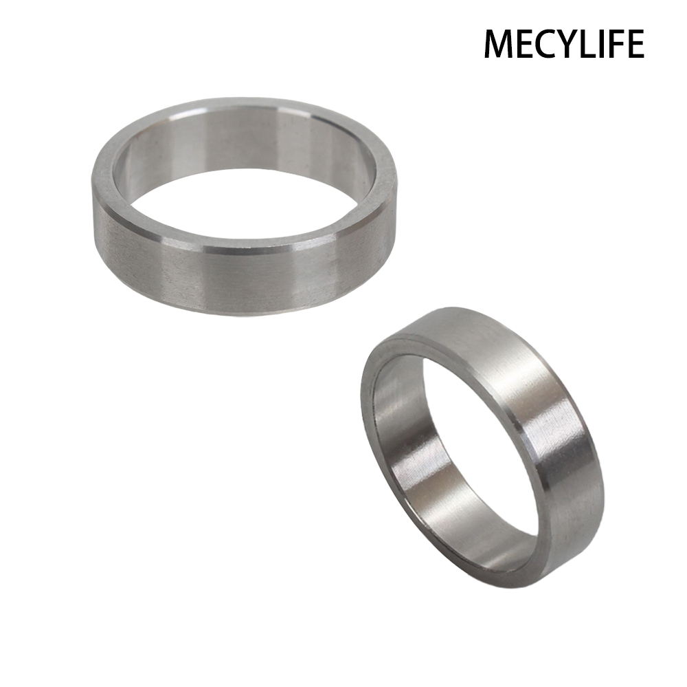 MECYLIFE Rings,8MM Fashion Simple Lovers Titanium Steel Rings for Men & Women (Silver)