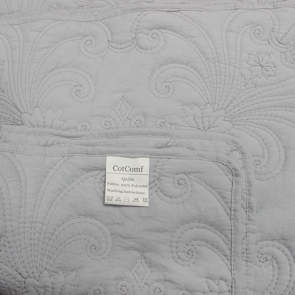 CotComf Elegant Embossed Floral Quilts Set (3 Piece),Lightweight Grey Quilts Coverlet with 2 Pillow Shams, All-Season Soft Bedding for Master or Guest Bedroom