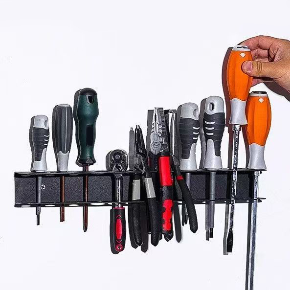 Universal Pliers Storage Organizer, Wall-mounted tool racks for Tool Shed and Home Repair, Sturdy Steel Rack for Organizing Various Types of Pliers.