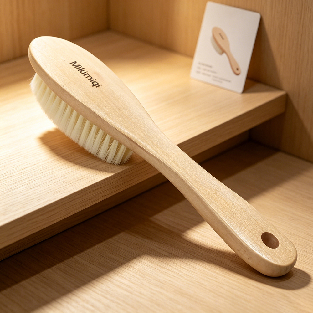 Mikimiqi Soft Bristle Dusting Brush with Long Wood Handle, Cleaning brushes for household use for Computer Keyboard, Camera Lens, and Car Interior Detailing, Scratch-Free Duster