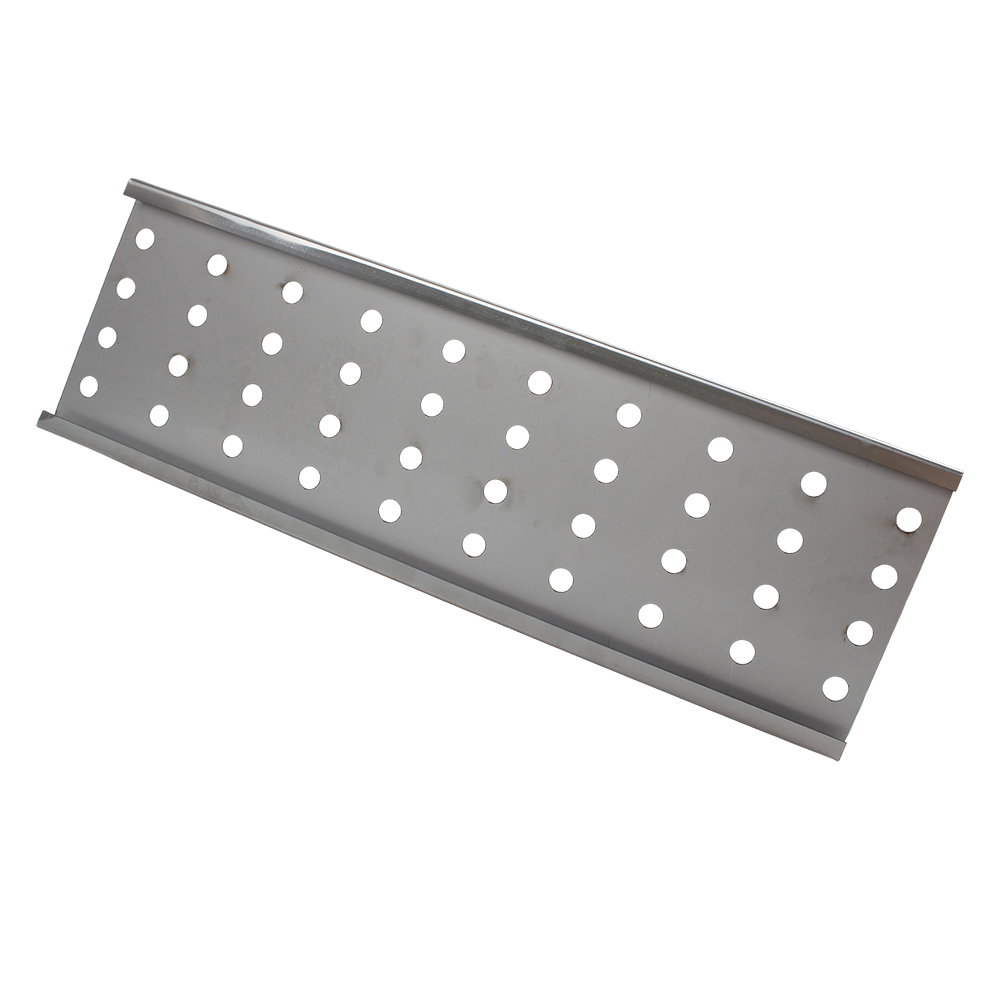 YJNHE-FA 2PCS Stainless Steel Barbecue smoker accessories, namely, convection plates for Offset Smokers, Heat Diffuser Baffle Plates for Even Cooking and Airflow Management in Backyard BBQ.