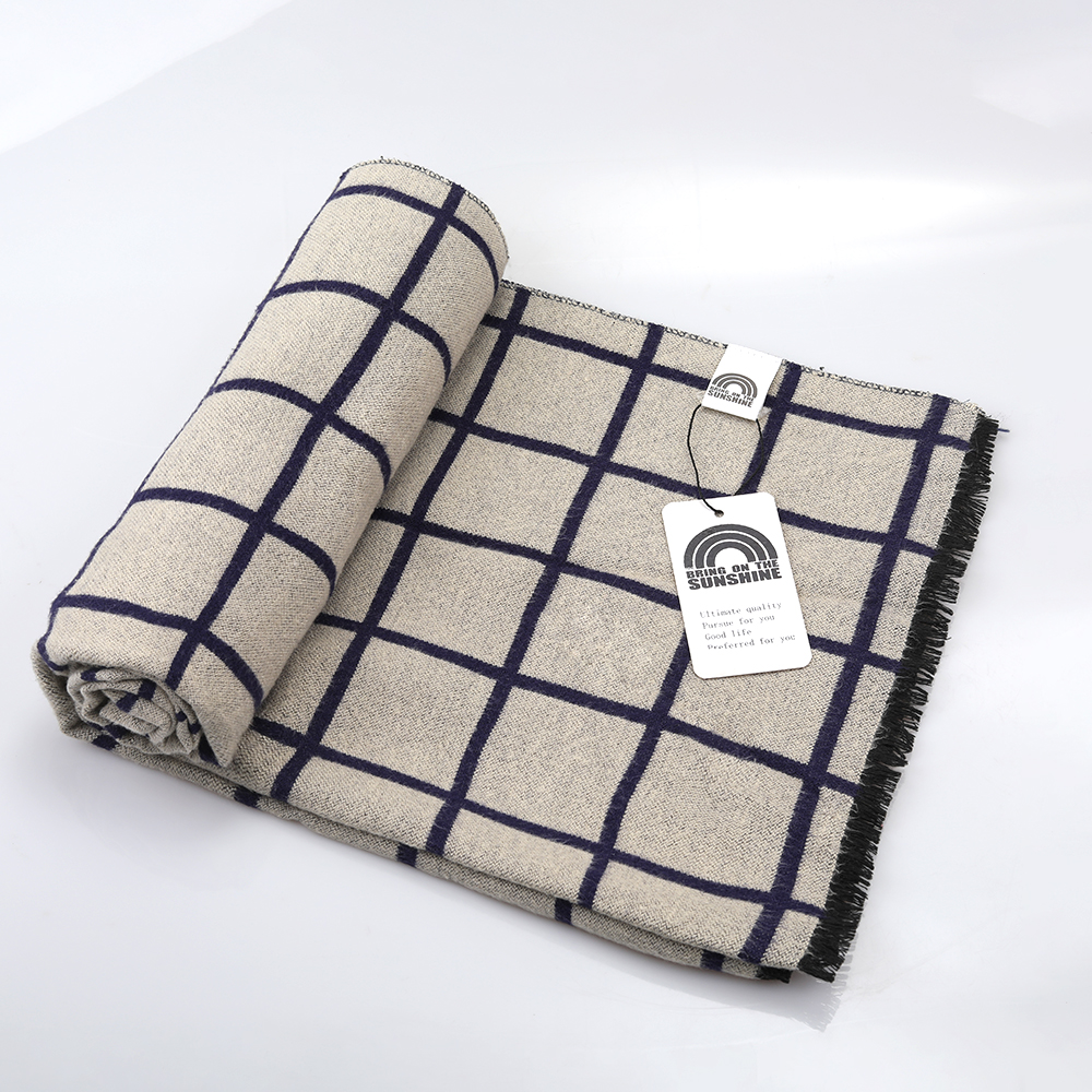 BRING ON THE SUNSHINE AUTUMN AND WINTER NEW WOMEN'S DOUBLE-SIDED STITCHING CLASSIC LATTICE CASHMERE IMITATION SCARF FOR WOMEN.