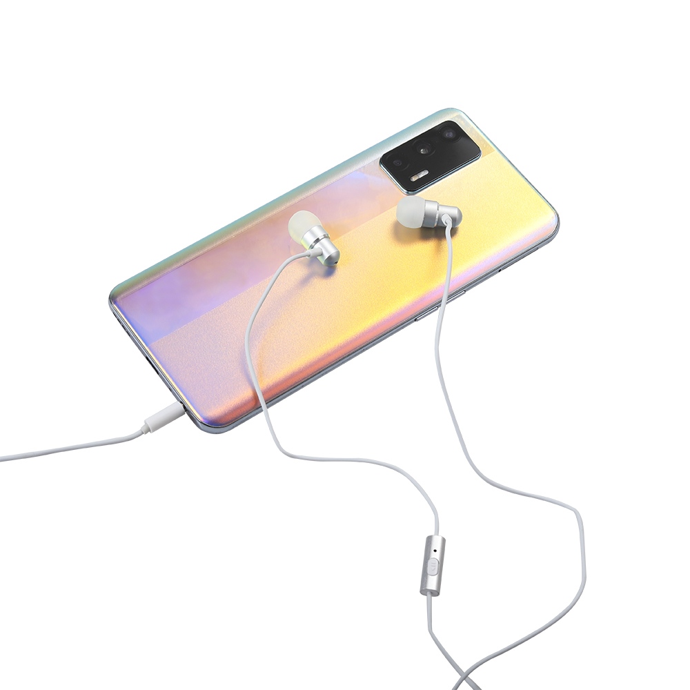 SCGK Headphones for cell phones or cell phones with a variety of cell phones universal high quality in-ear